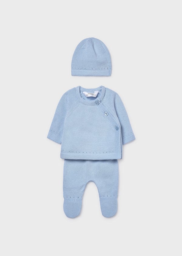 Newborn 3-Piece Knit Gift Set in Sky with hat sweater and pants