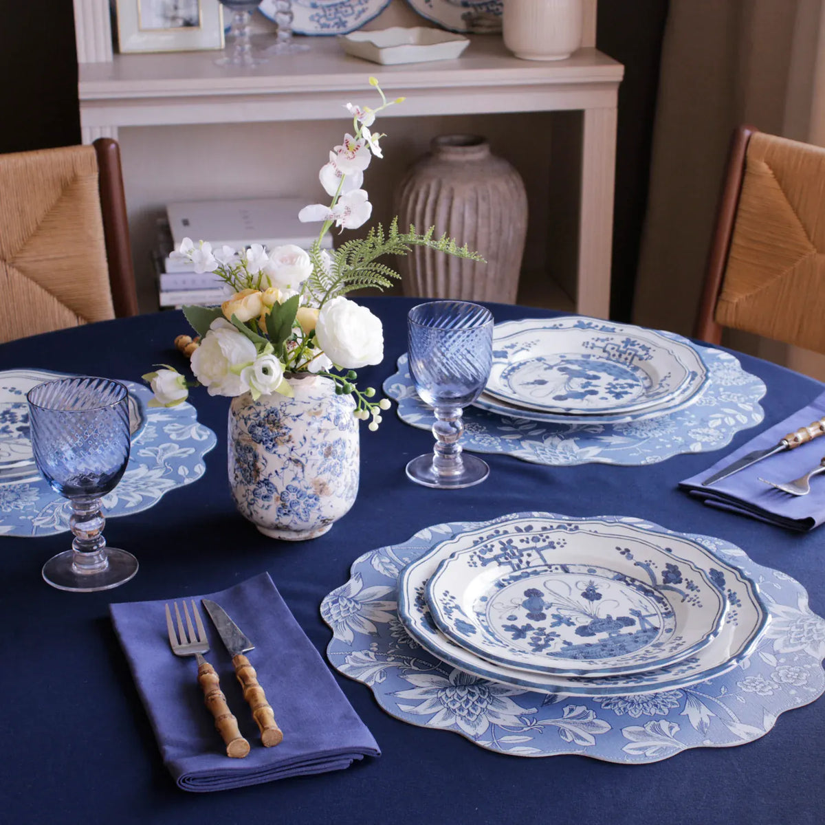 Vida Faenza 9" White & Blue Salad Plate Set of 4