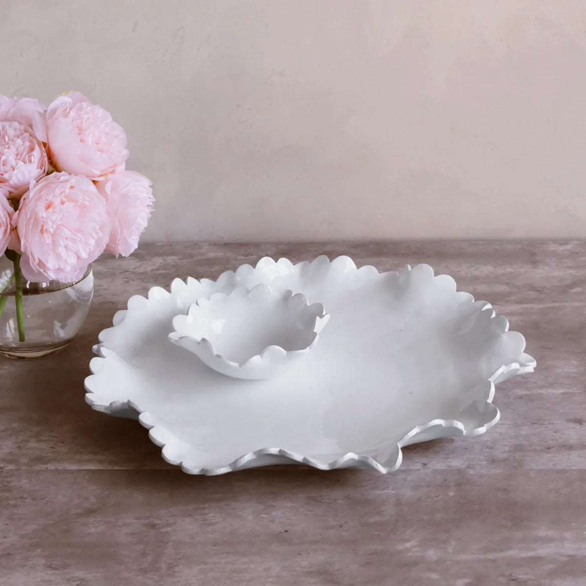 Vida Colette White Round Platter with Mini Dip Bowl