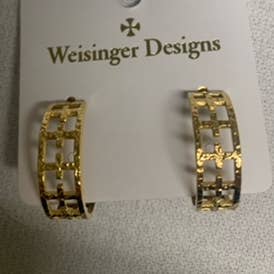 Weisinger Designs Weisinger Designs Cross Hoop Earring - Little Miss Muffin Children & Home