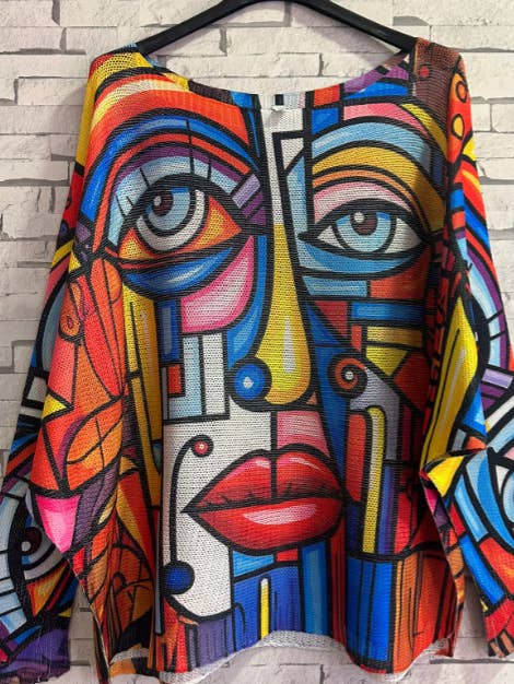 Blue Eyes Picasso Print Round Neck Knit Sweater