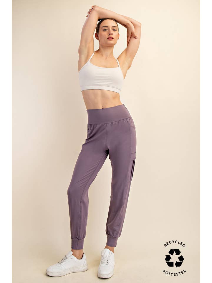 jogger with pockets