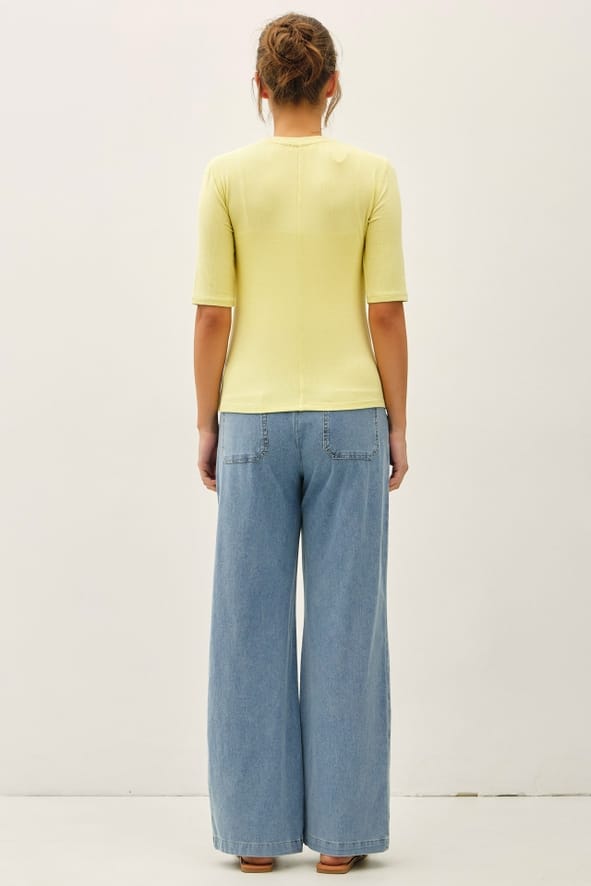 Knit Denim Wide Leg Pull On Med Wash Pants
