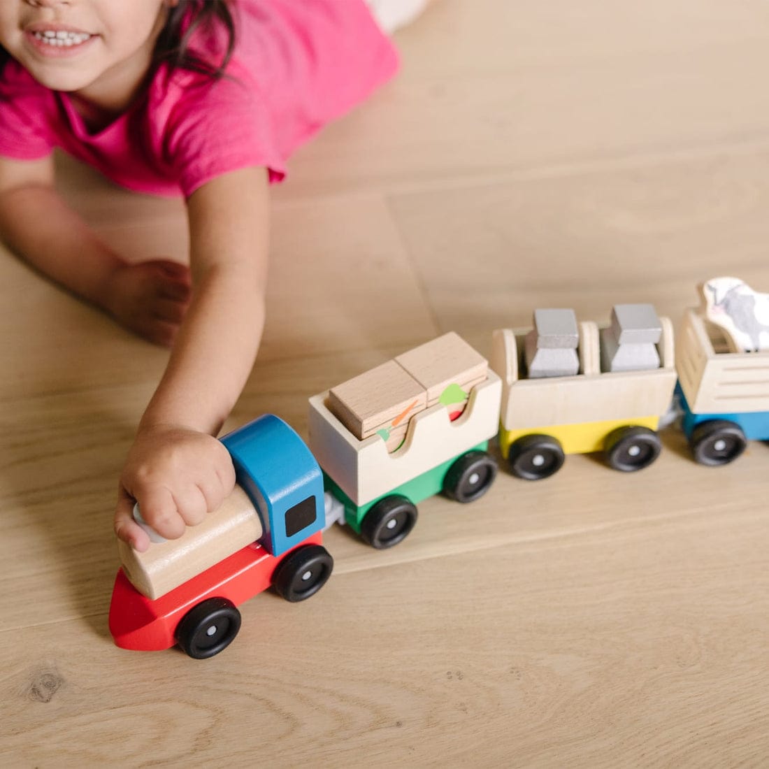 Melissa & Doug Melissa & Doug Wooden Farm Train Toy Set - Little Miss Muffin Children & Home