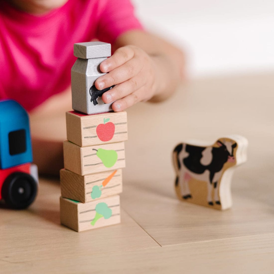 Melissa & Doug Melissa & Doug Wooden Farm Train Toy Set - Little Miss Muffin Children & Home