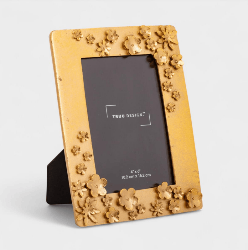 Gold Resin 3D Blossoms 4x6 Photo Frame