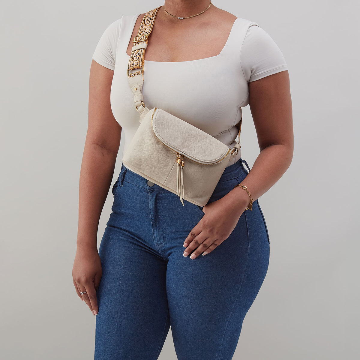 Fern Large Belt Bag In Pebbled Leather Birch