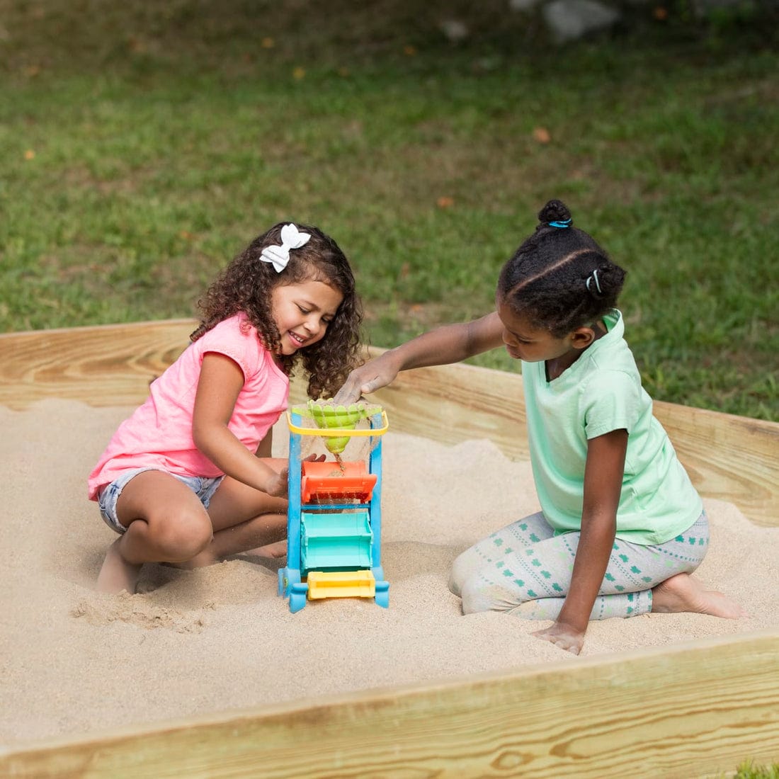 Melissa & Doug Melissa & Doug Seaside Sidekicks Funnel Fun - Little Miss Muffin Children & Home