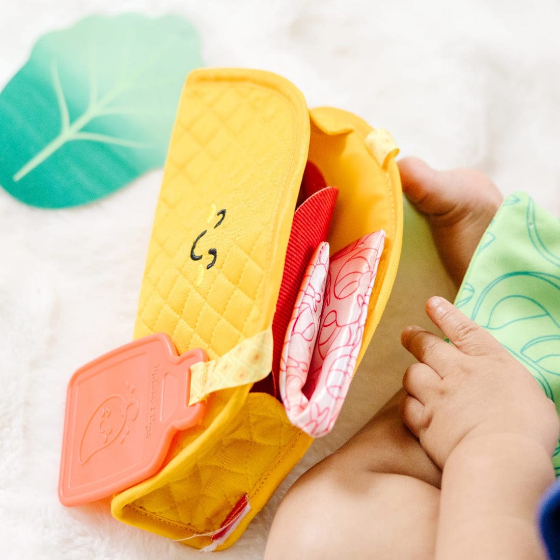 Melissa & Doug Melissa & Doug Soft Taco Fill & Spill - Little Miss Muffin Children & Home