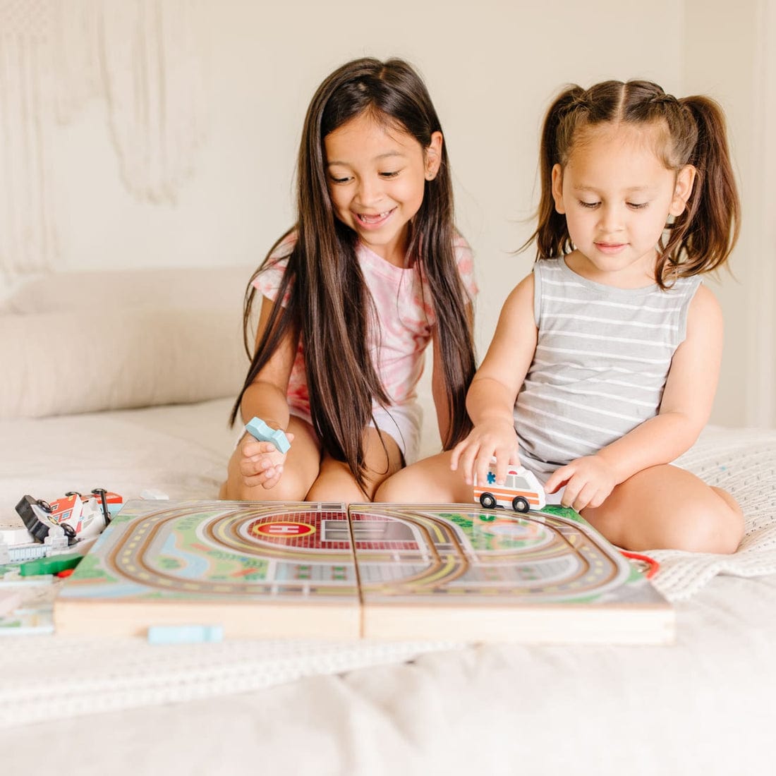 Melissa & Doug Melissa & Doug Take-Along Town - Little Miss Muffin Children & Home