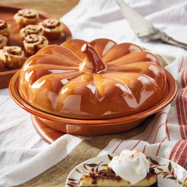 tag Burnt Sienna Stoneware Fall Pumpkin Pie Dish with Lid - Little Miss Muffin Children & Home