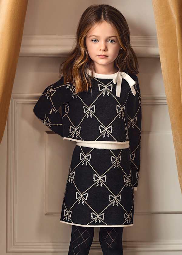 knit black set with bows