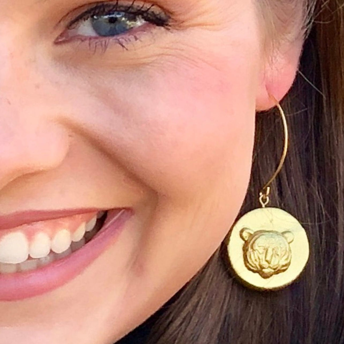 Carol Cassisa Carol Cassisa Bouton Tigre Earrings - Little Miss Muffin Children & Home