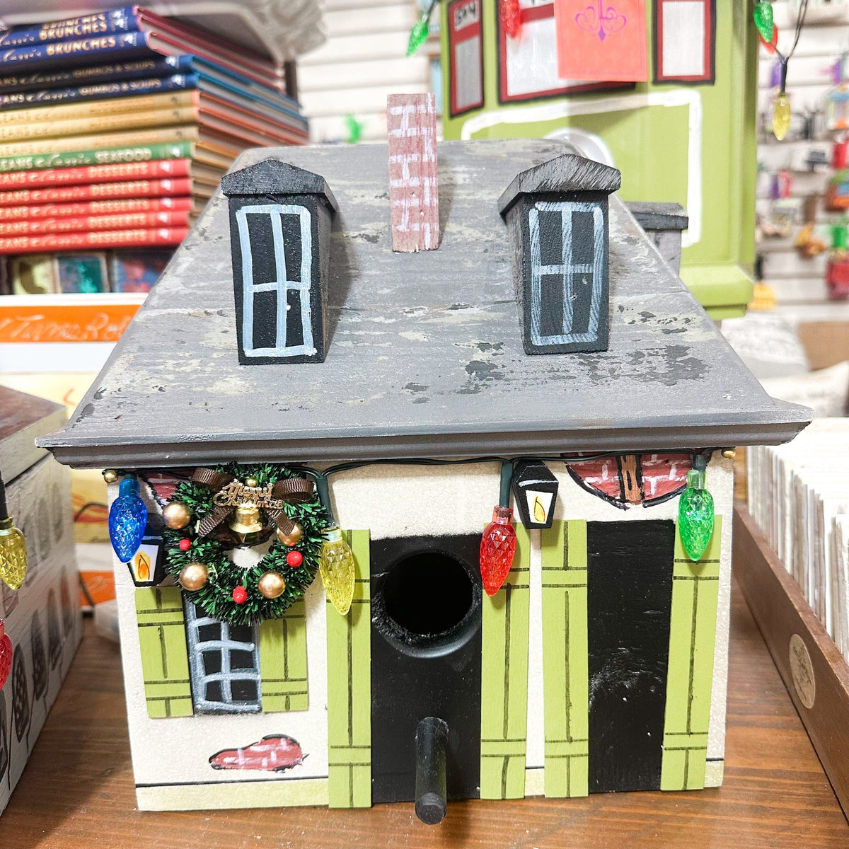 lafittes bird house