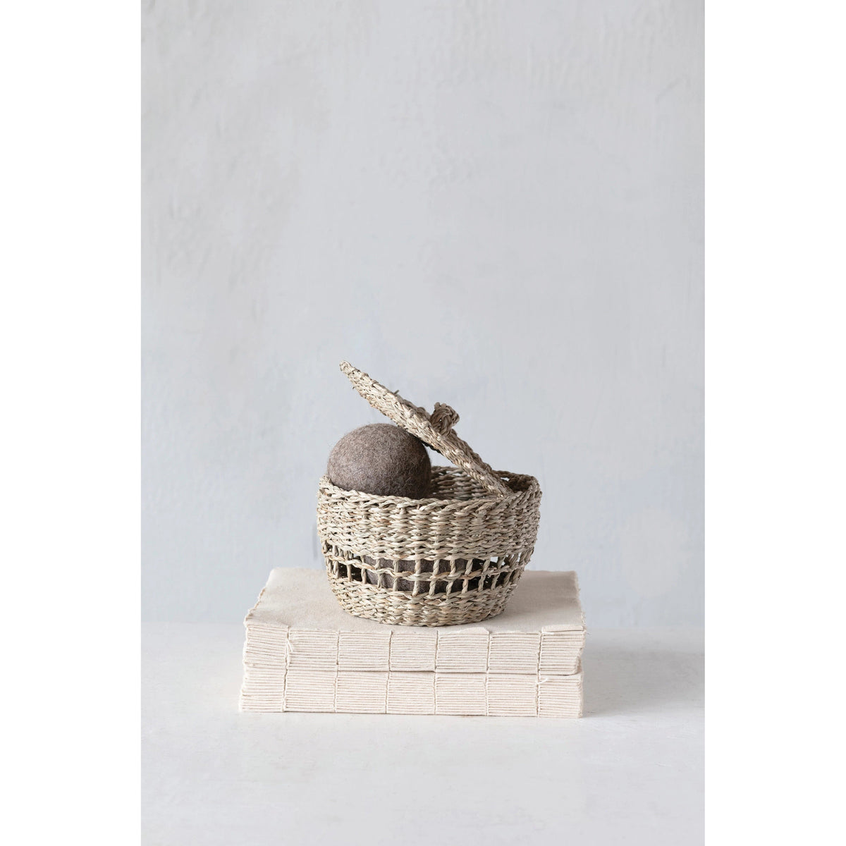 Creative Co-op Creative Co-op Seagrass Basket - Little Miss Muffin Children & Home