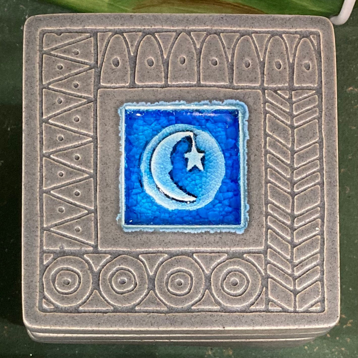Spooner Creek Designs Spooner Creek Moon With Border Coaster - Little Miss Muffin Children & Home