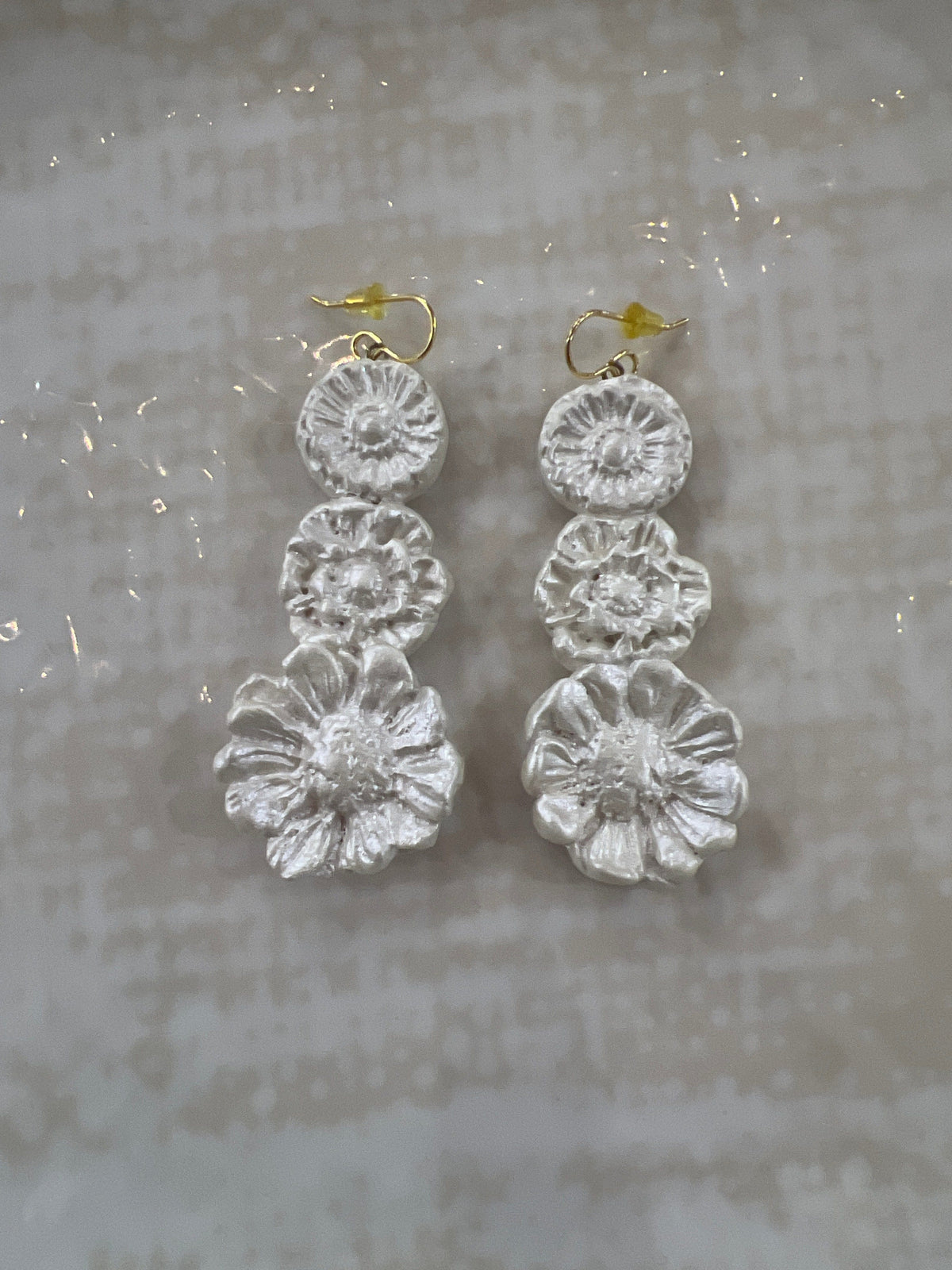 Carol Cassisa Carol Cassisa Fleurs de Luxembourg Blanche - Little Miss Muffin Children & Home