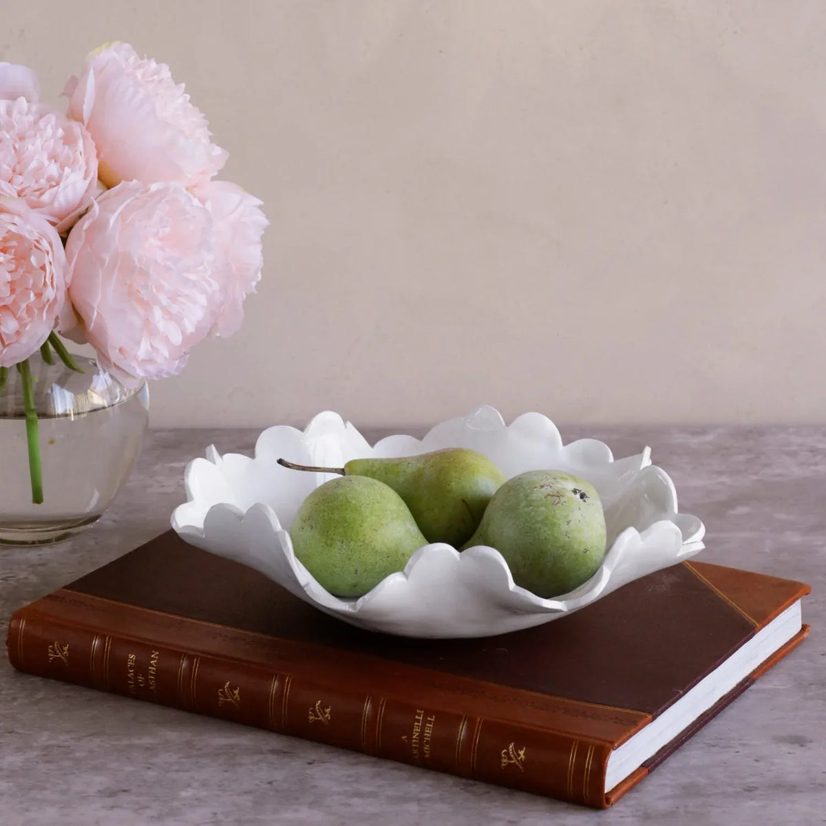 Vida Colette Medium White Bowl