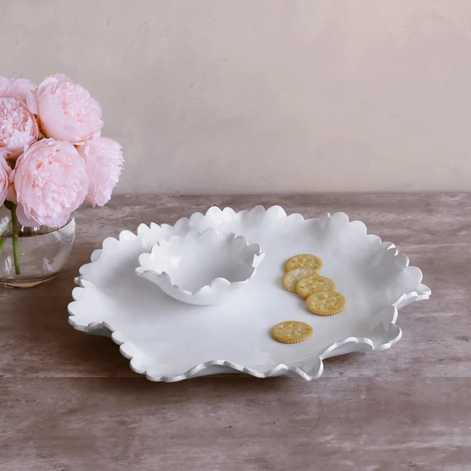 Vida Colette White Round Platter with Mini Dip Bowl