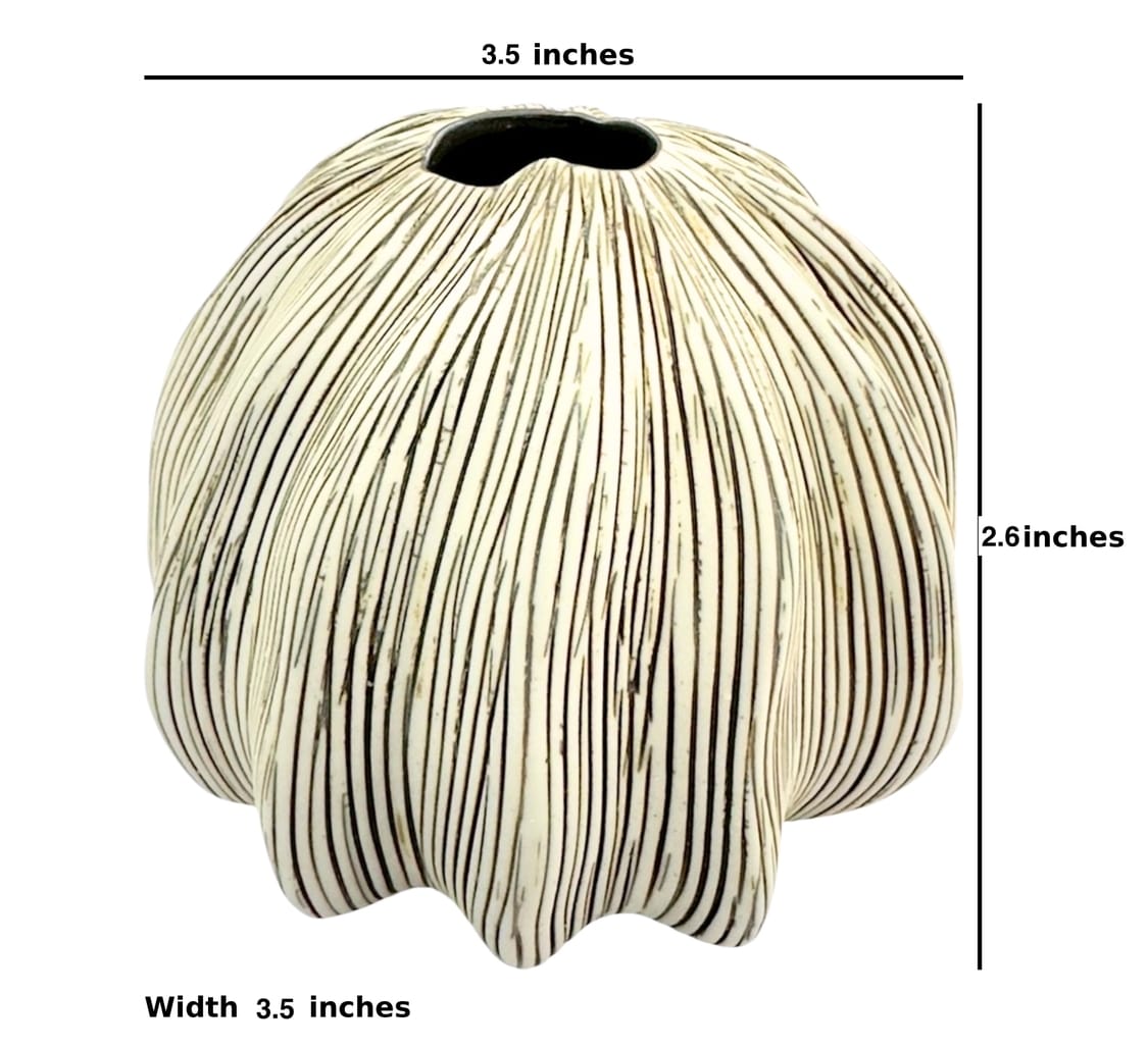Art Floral Trading Mozo Mini L-Handcrafted Porcelain Bud Vase - Little Miss Muffin Children & Home