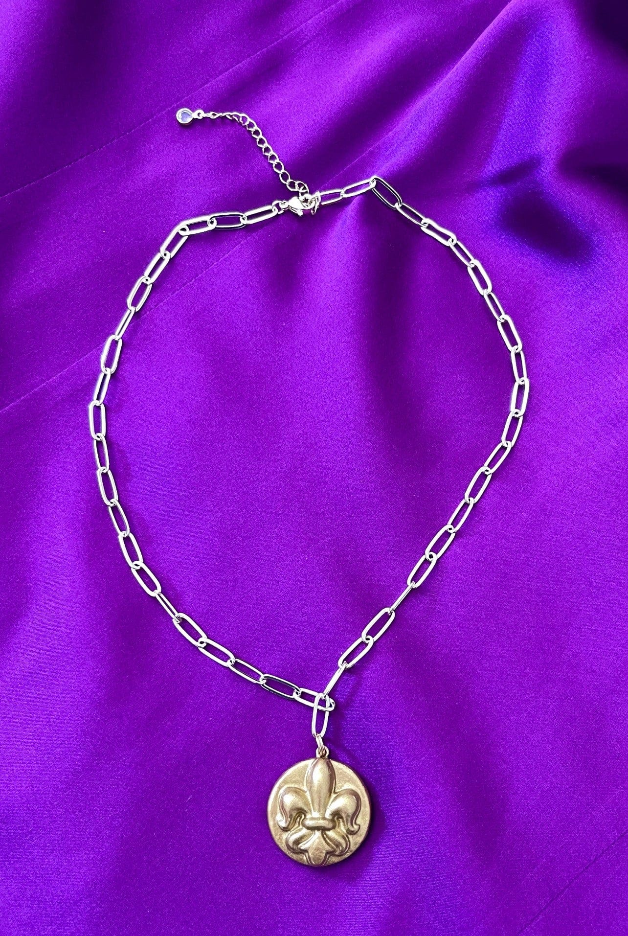 Carol Cassisa Carol Cassisa Fleur de Lis Doree Paper Clip Necklace (FDL Button) - Little Miss Muffin Children & Home
