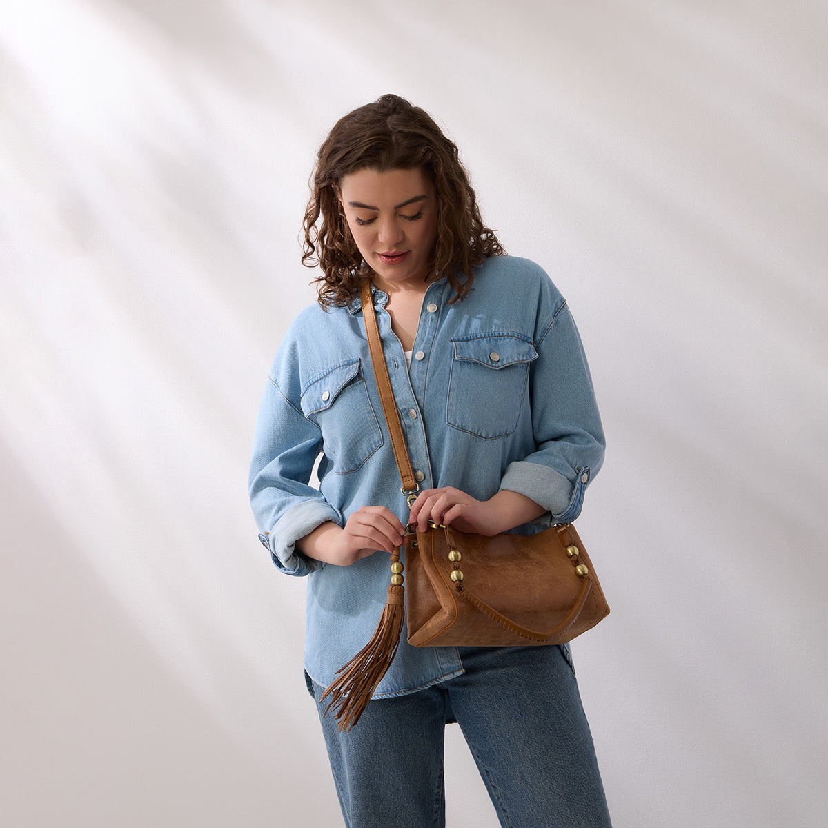 Seneca Shoulder Crossbody In Buffed Leather Whiskey