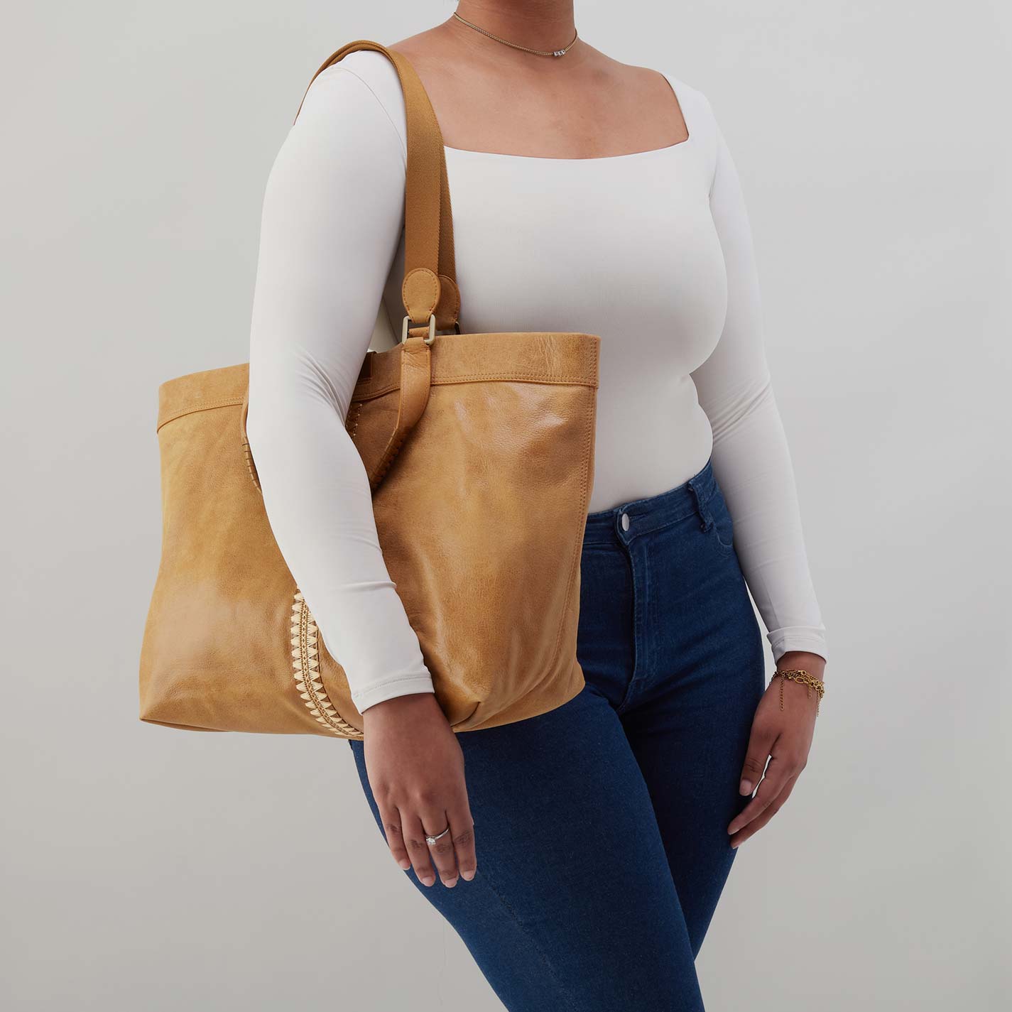 Hobo Romy Max Tote in Buffed Leather - Whiskey - Little Miss Muffin Children & Home