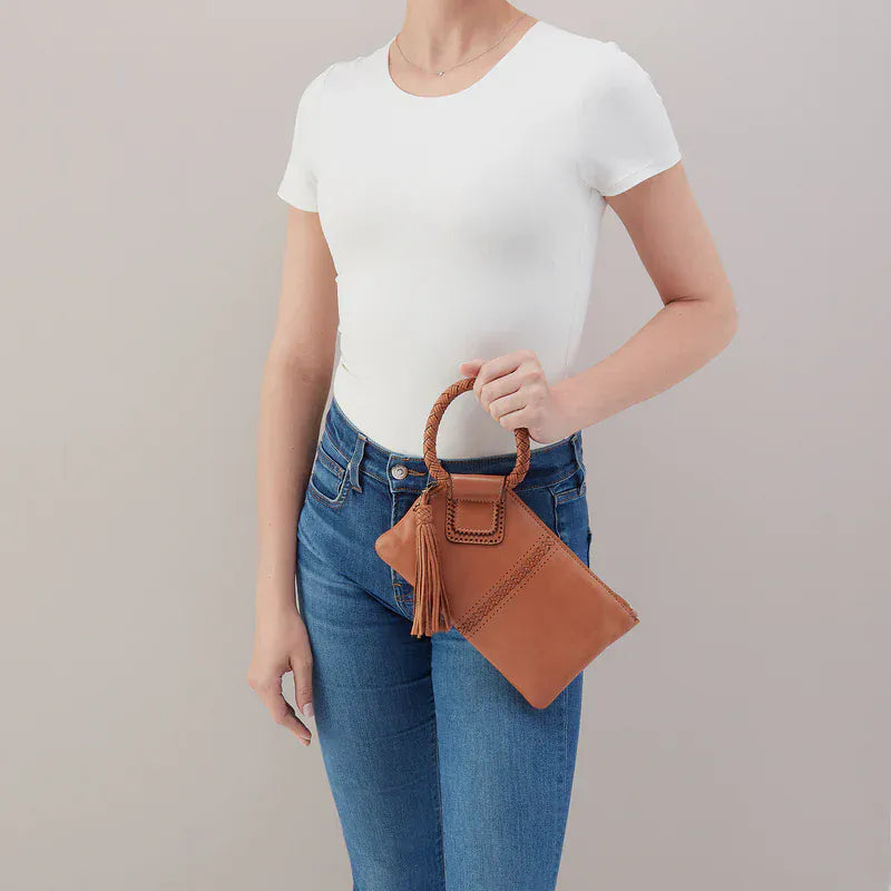 Sable Wristlet in Washed Leather