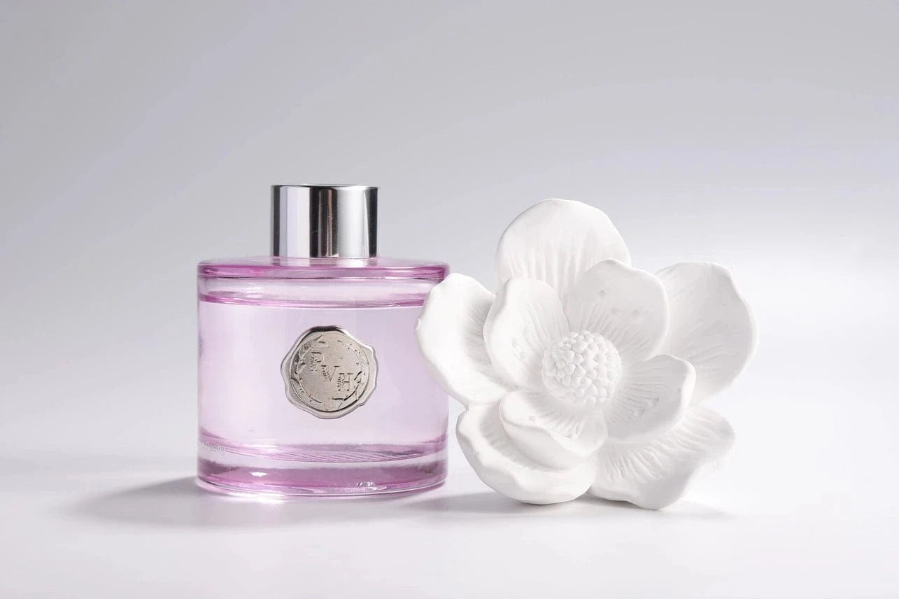 Pretty Valley Home Pretty Valley Home Magnolia Flower Diffuser Gift Set, Elegant Peony - Little Miss Muffin Children & Home